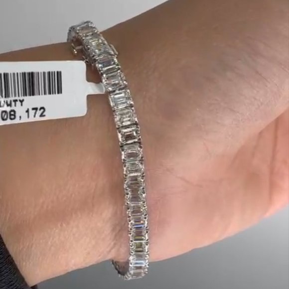 Emerald Platinum 18K White Gold Diamond Bracelet - Picture 4 of 5